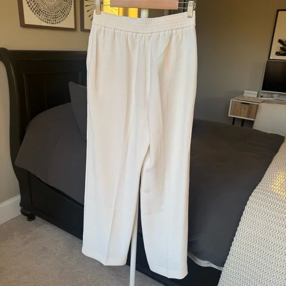 Aritzia Wilfred Effortless Pants in Light Birch - Picture 4 of 7